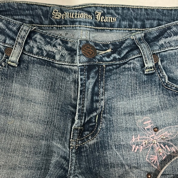 Women’s blue low rise bermuda denim short size 7 - Picture 8 of 9